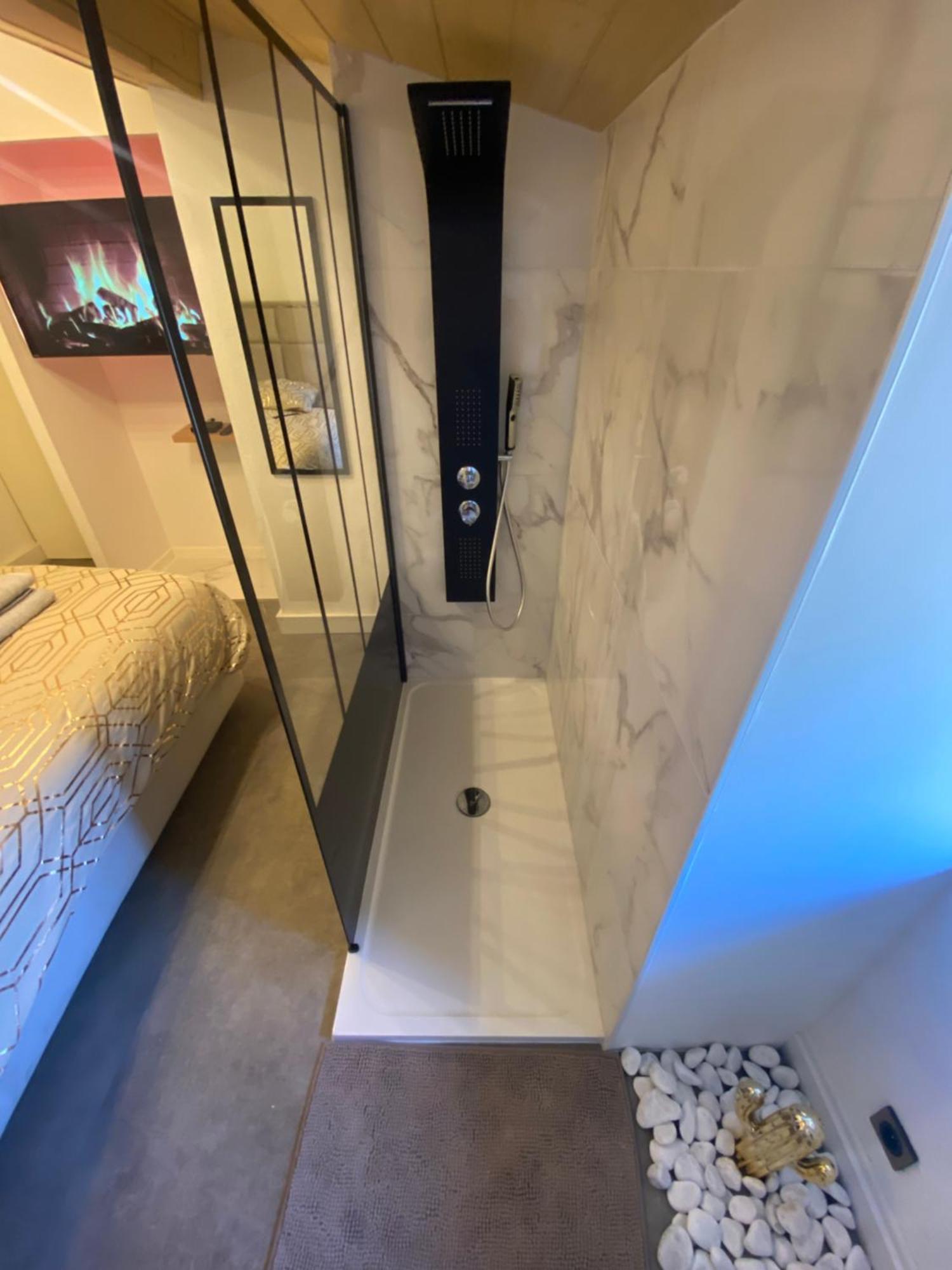 Le Foyer D'Or - Hypercentre & Confort Αζάν Εξωτερικό φωτογραφία